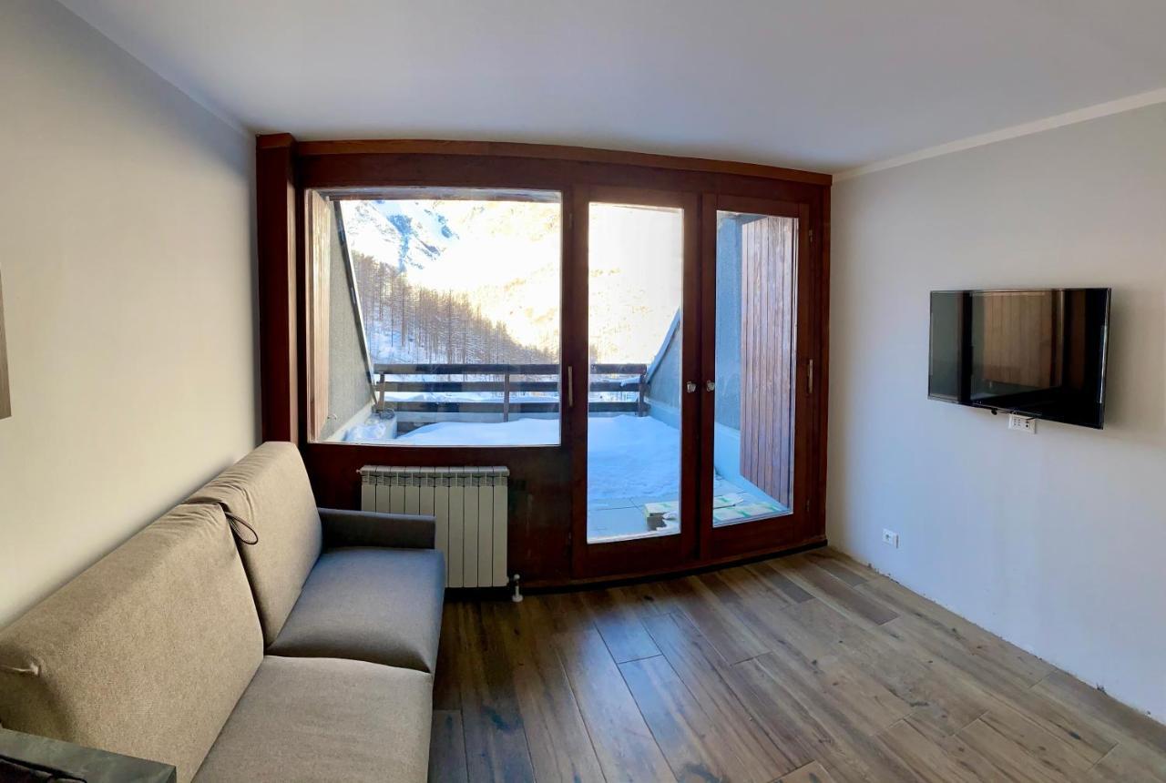 Cervinia Ski In Ski Out - Family Studio Breuil-Cervinia Exteriör bild